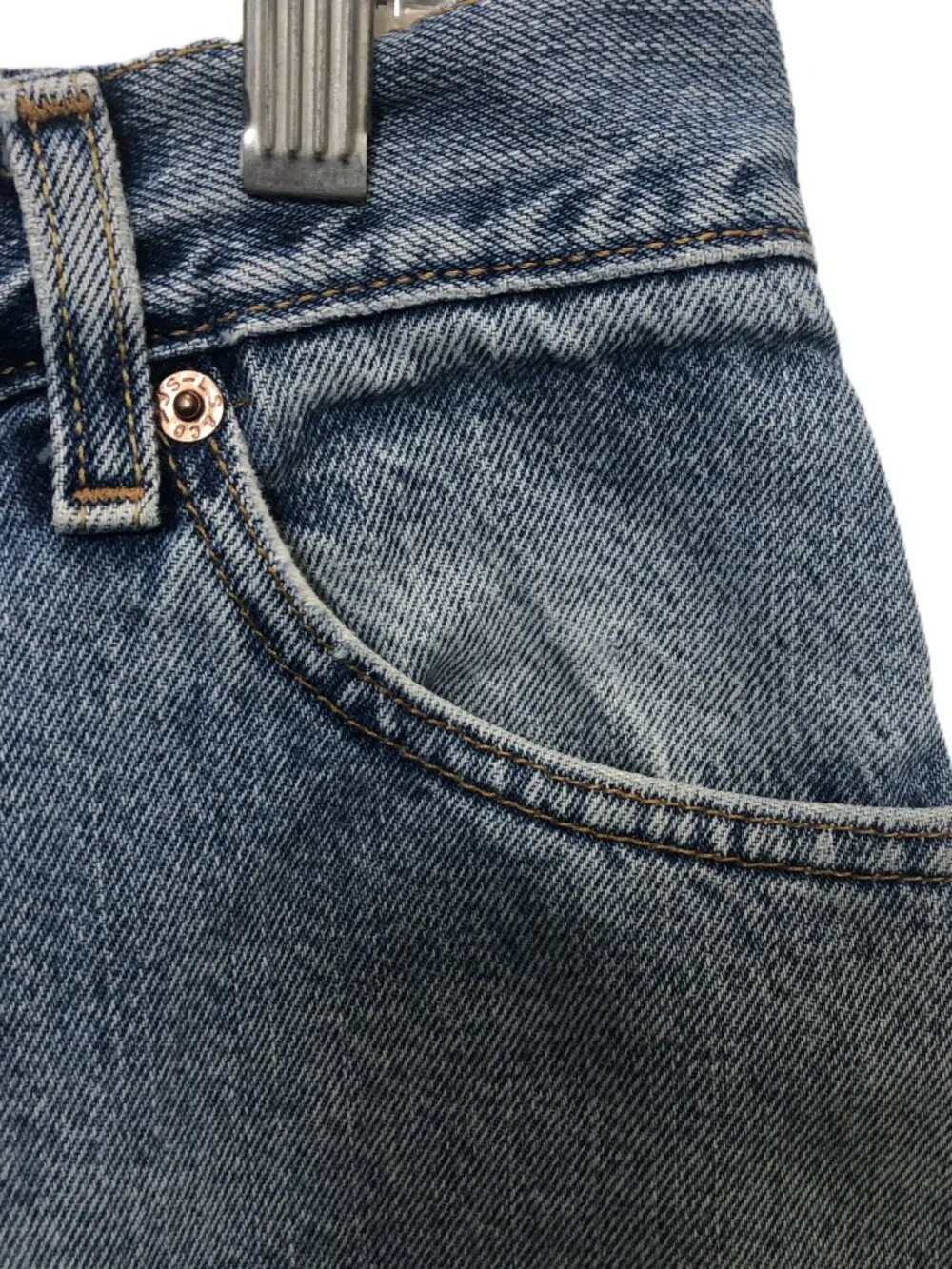 Vintage Levi's 550 Women's Denim Distressed Shorts Heavily Frayed Hem Size 14